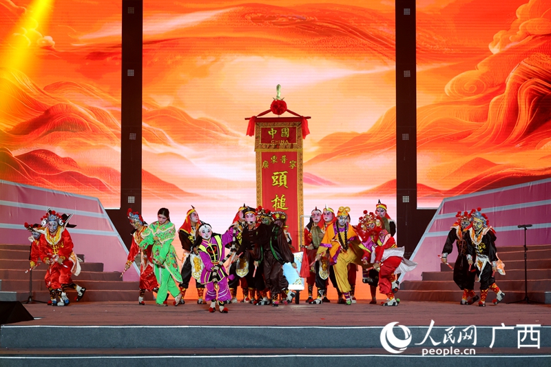 潮汕英歌舞亮相，尽显非遗风采